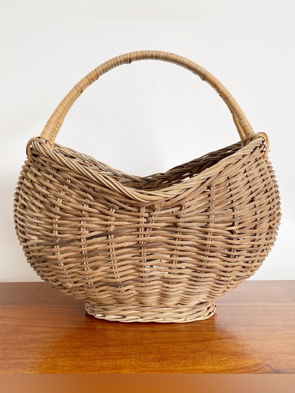 Antique Vintage Gathering Basket 14x15 Hand Woven Primitive Farmhouse Pedestal